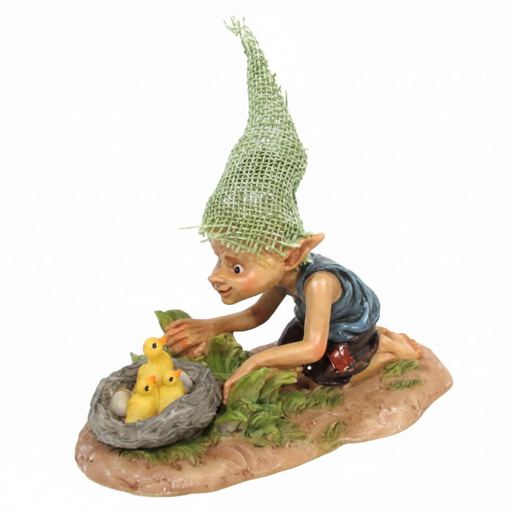Elvin with Ducklings - Resin Figurine